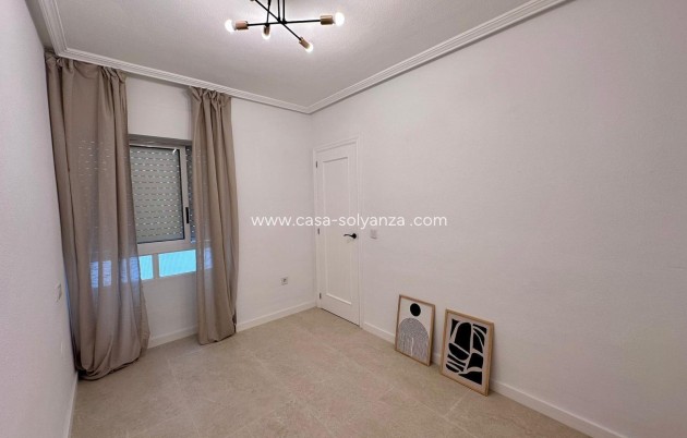 Revente - Appartement - Torrevieja - Habaneras
