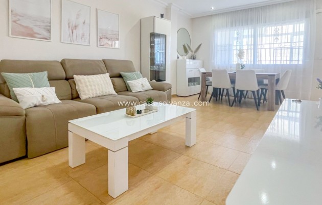 Resale - Townhouse - Orihuela Costa - Punta Prima