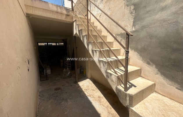 Resale - Townhouse - Jacarilla - Inland