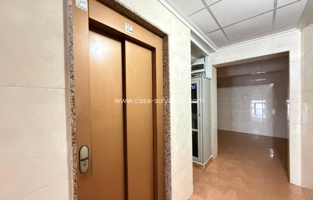 Revente - Appartement - Torrevieja - Estacion Autobuses
