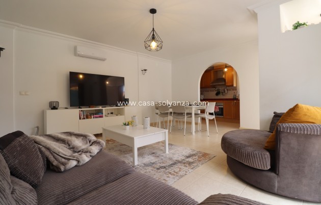 Resale - Villa - Los Montesinos - La Herrada