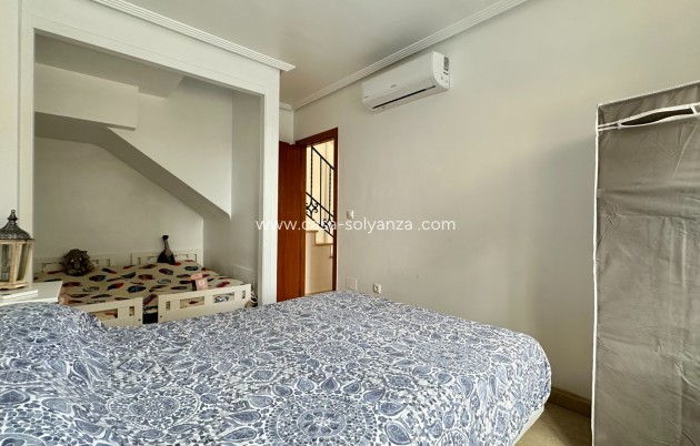 Resale - Villa - Los Montesinos - La Herrada