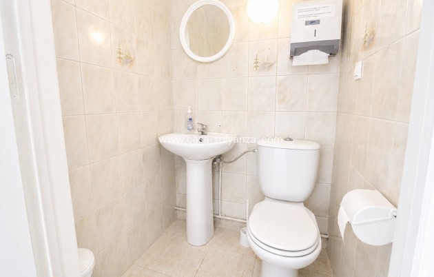 Revente - Commercial (Rental) - Ciudad Quesada - Doña Pepa