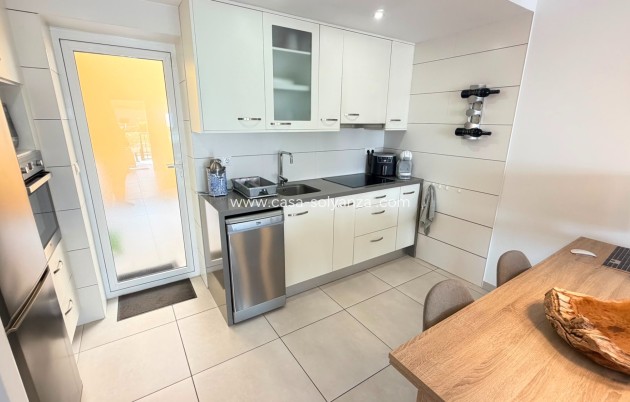 Resale - Apartment / flat - Torrevieja - Costa Blanca