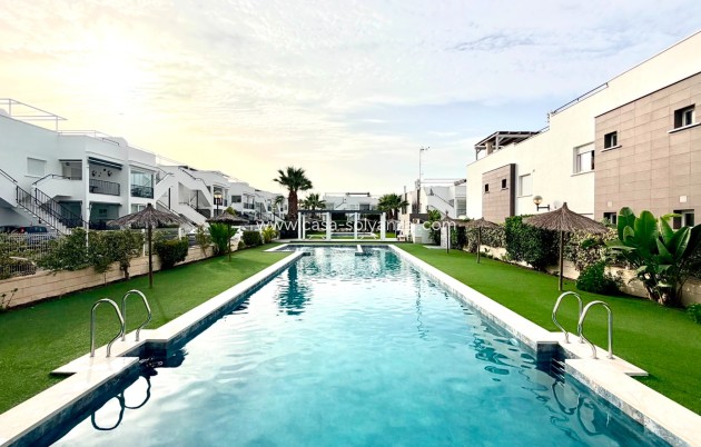 Resale - Apartment / flat - Torrevieja - Costa Blanca