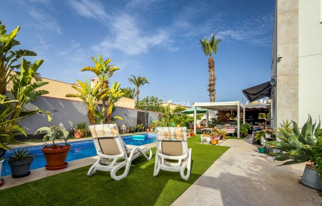 Herverkoop - Villa - Torrevieja - Torreta - Florida