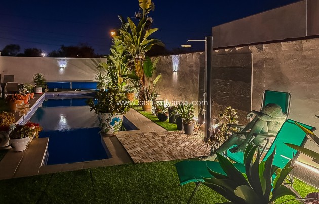Herverkoop - Villa - Torrevieja - Torreta - Florida