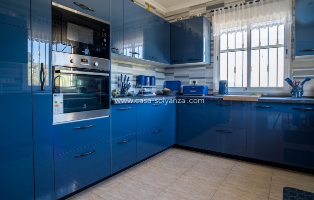 Reventa - Villa - La Zarza