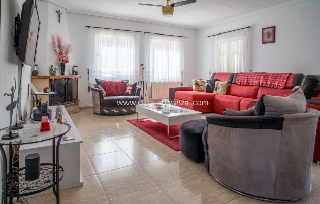 Reventa - Villa - La Zarza