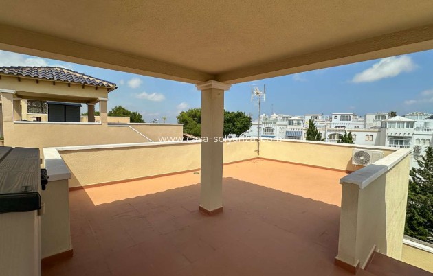 Resale - Villa - Orihuela - Orihuela Costa