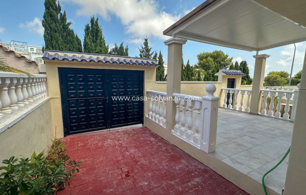 Resale - Villa - Orihuela - Orihuela Costa
