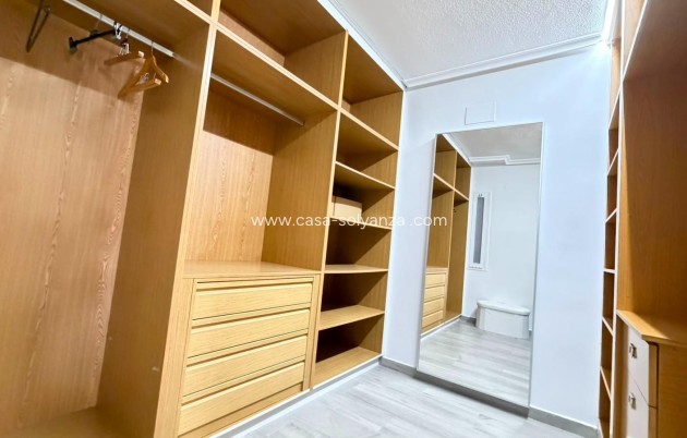 Revente - Appartement - Torrevieja - Centro - Muelle Pesquero