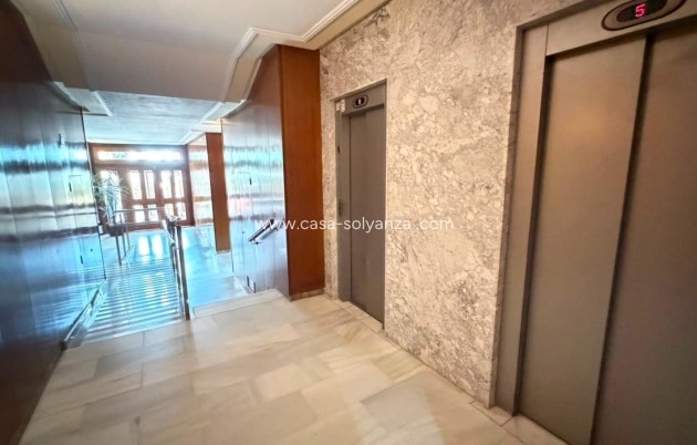 Revente - Appartement - Torrevieja - Centro - Muelle Pesquero