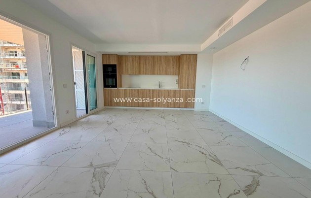 Resale - Apartment / flat - Torrevieja - Punta Prima
