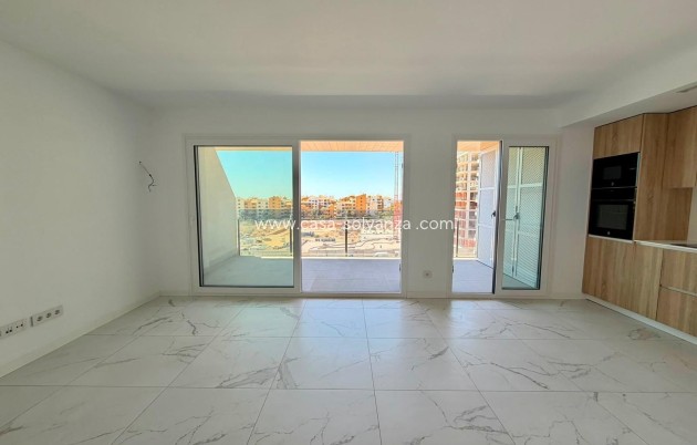 Resale - Apartment / flat - Torrevieja - Punta Prima