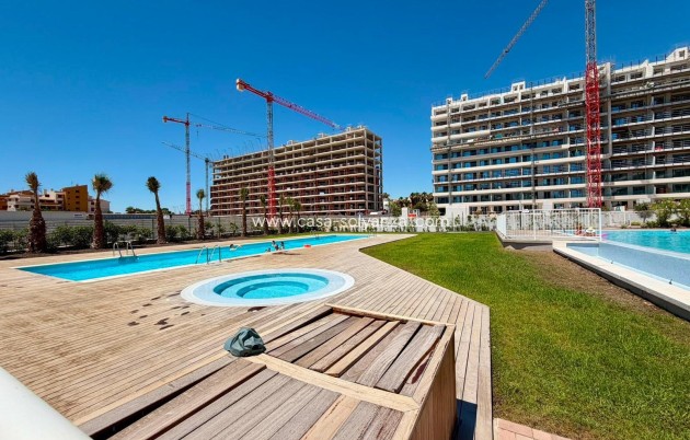 Resale - Apartment / flat - Torrevieja - Punta Prima