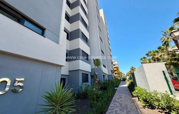 Resale - Apartment / flat - Torrevieja - Punta Prima