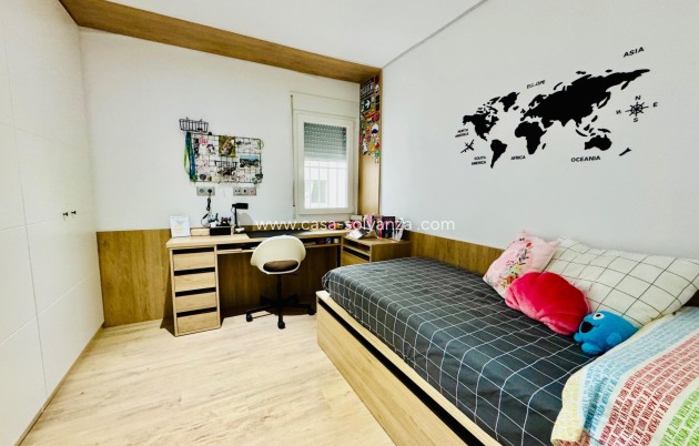Revente - Appartement - Pilar de la Horadada - Zona Pueblo