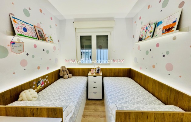 Revente - Appartement - Pilar de la Horadada - Zona Pueblo