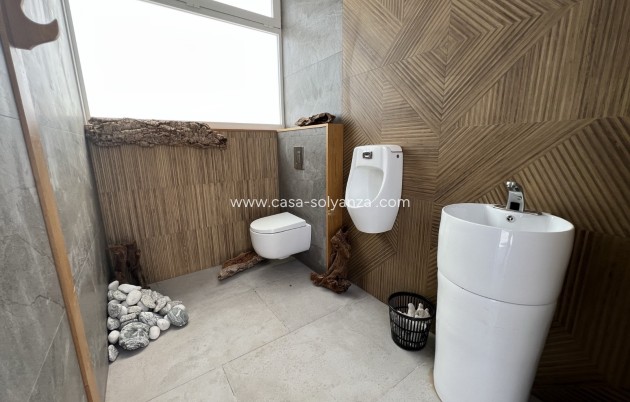 Revente - Commercial - Torrevieja - Costa Blanca