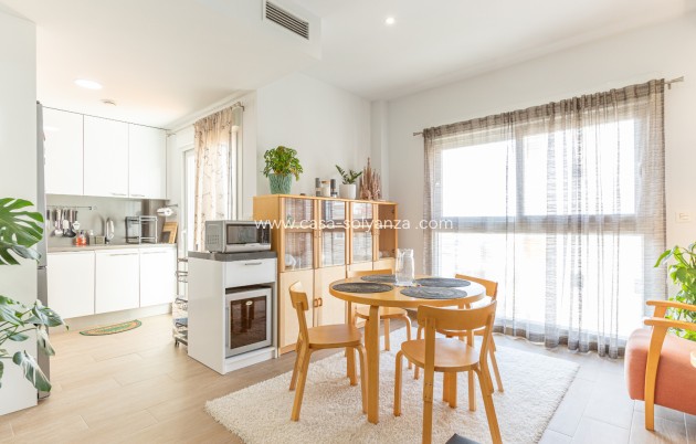 Revente - Appartement - Torrevieja - Nueva Torrevieja