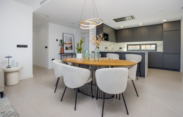 Revente - Villa - Torrevieja - Aguas nuevas