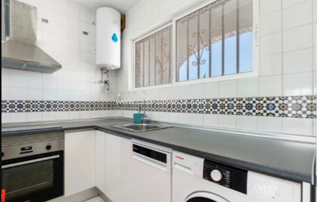 Revente - Apartment - Penthouse - Torrevieja - Calas Blanca