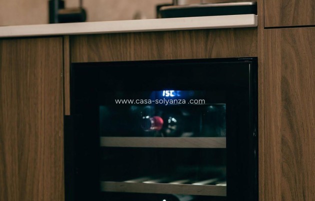 Resale - Apartment / flat - Torrevieja - Las Piscinas Naturales