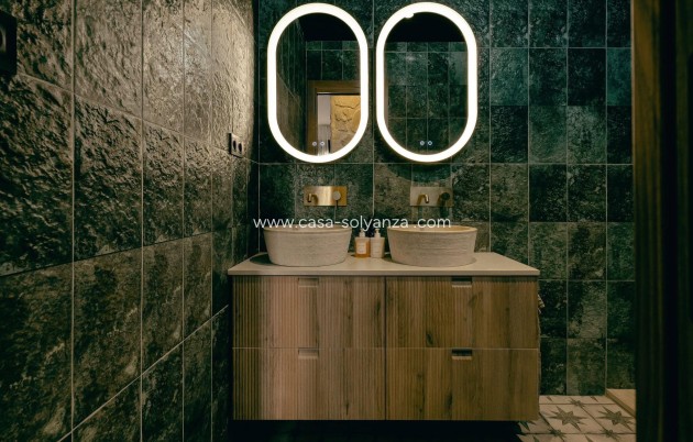 Resale - Apartment / flat - Torrevieja - Las Piscinas Naturales
