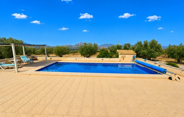 Resale - Villa - Sax