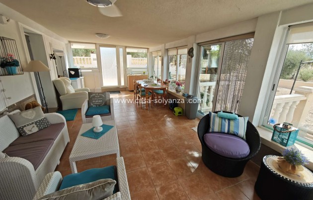 Resale - Villa - Sax