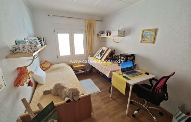 Resale - Villa - Sax