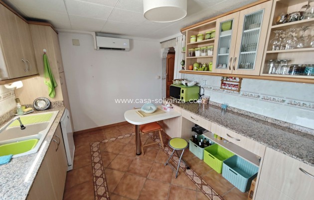 Resale - Villa - Sax