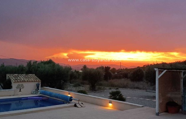 Resale - Villa - Sax