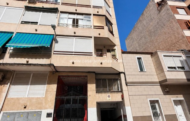 Wiederverkauf - Wohnung - Torrevieja - Center