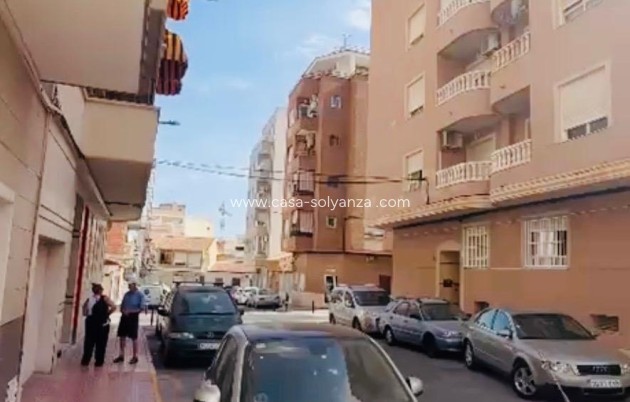 Wiederverkauf - Wohnung - Torrevieja - Center