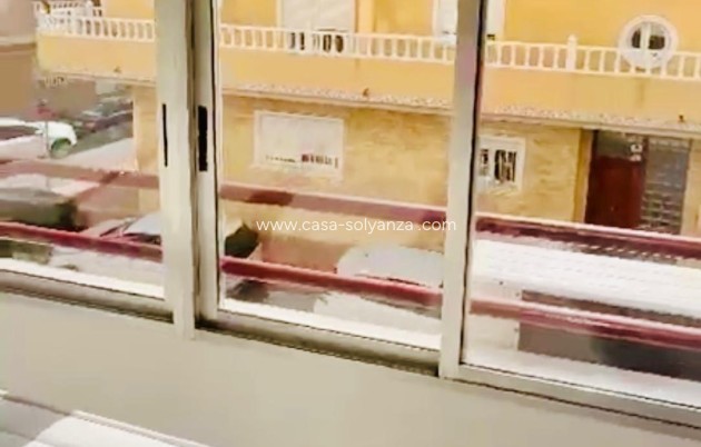 Wiederverkauf - Wohnung - Torrevieja - Center