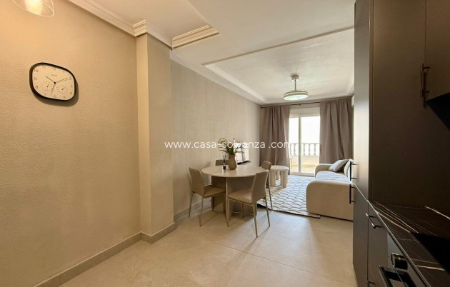 Reventa - Apartamento / piso - Torrevieja - Playa del Cura