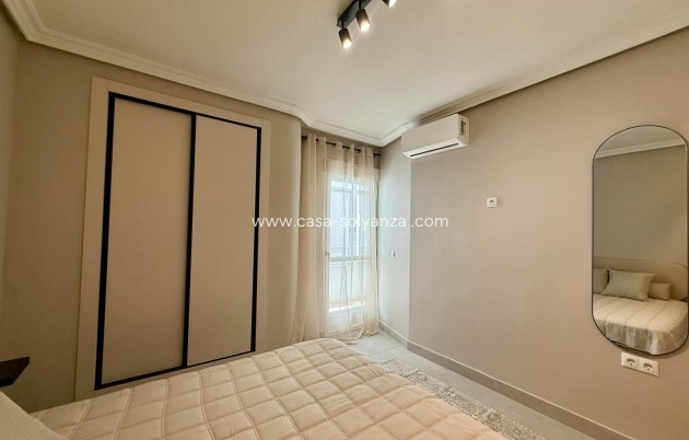 Reventa - Apartamento / piso - Torrevieja - Playa del Cura