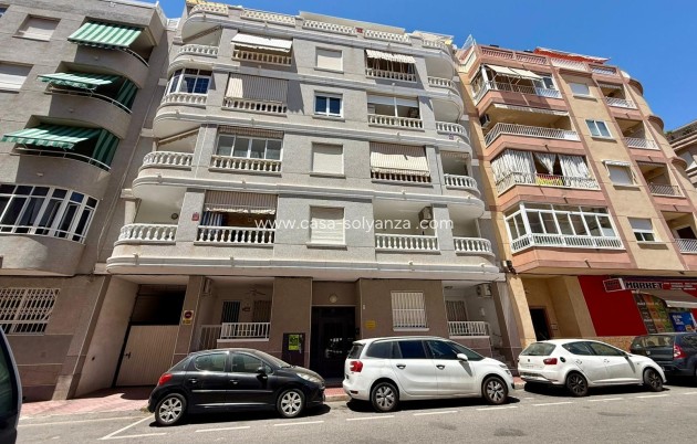Reventa - Apartamento / piso - Torrevieja - Playa del Cura