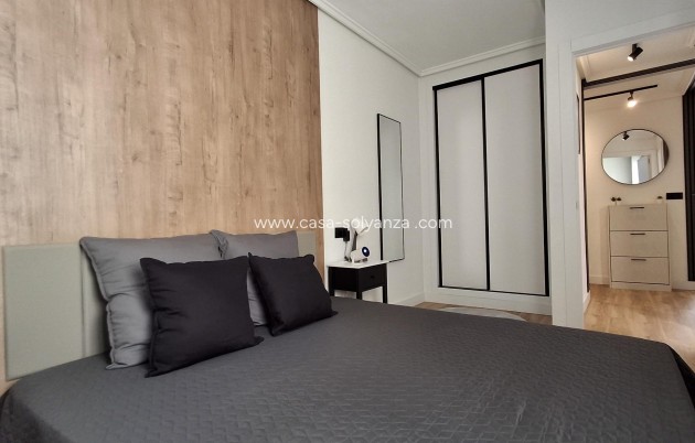Revente - Appartement - Torrevieja - Estacion Autobuses