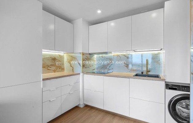 Resale - Apartment / flat - Torrevieja - Costa Blanca