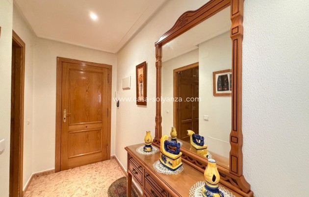 Wiederverkauf - Wohnung - Torrevieja - Playa del Cura