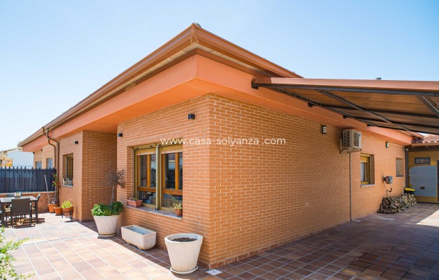 Revente - Villa - Pinoso - CL SALINAS 10, 03650 EL PINOS