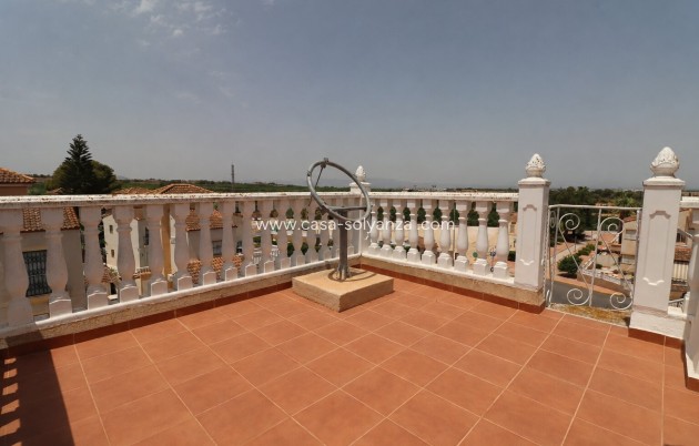 Resale - Villa - Algorfa - Montebello