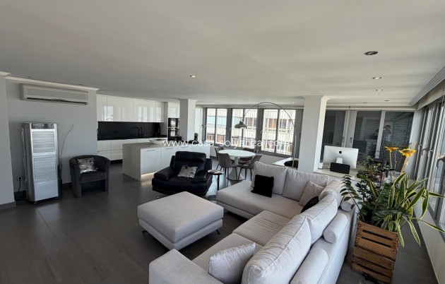 Herverkoop - Appartement / flat - Torrevieja - Acequion