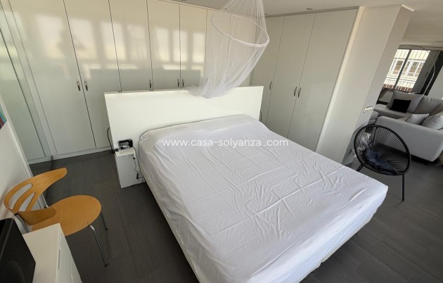 Herverkoop - Appartement / flat - Torrevieja - Acequion