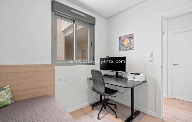 Revente - Appartement - Orihuela Costa - Villamartín