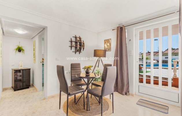 Revente - Villa - Torrevieja - Los Balcones