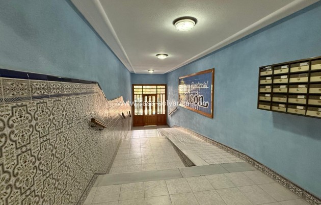 Revente - Appartement - Torrevieja - Habaneras